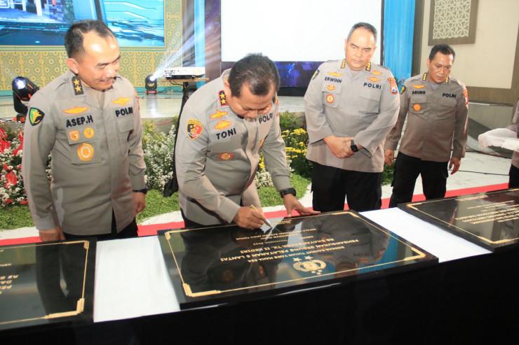 Polda Jatim Resmikan Pembangunan Faskes di 8 Rumah Sakit Bhayangkara