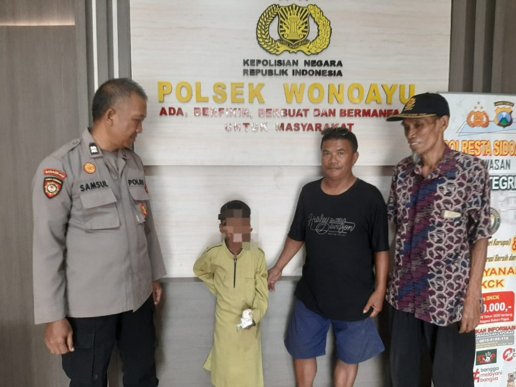 Warga Temukan Anak, Diserahkan ke Polsek Wonoayu untuk Diserahkan Keluarga